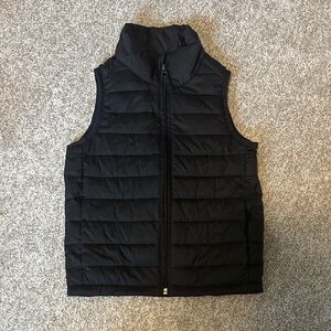 Amazon Essentials Black Quilted Vest